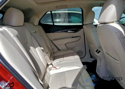 2021 Buick Envision Essence z USA, uszkodzony, nr VIN LRBFZNR40MD103919